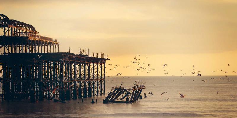 白云石与方解石的鉴别方法及其在矿产开发与化工原料供应中的关键意义