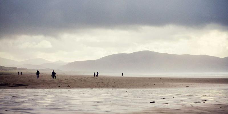 白云石：环保领域的绿色卫士——探析其在烟气脱硫中的关键作用与矿产开发价值